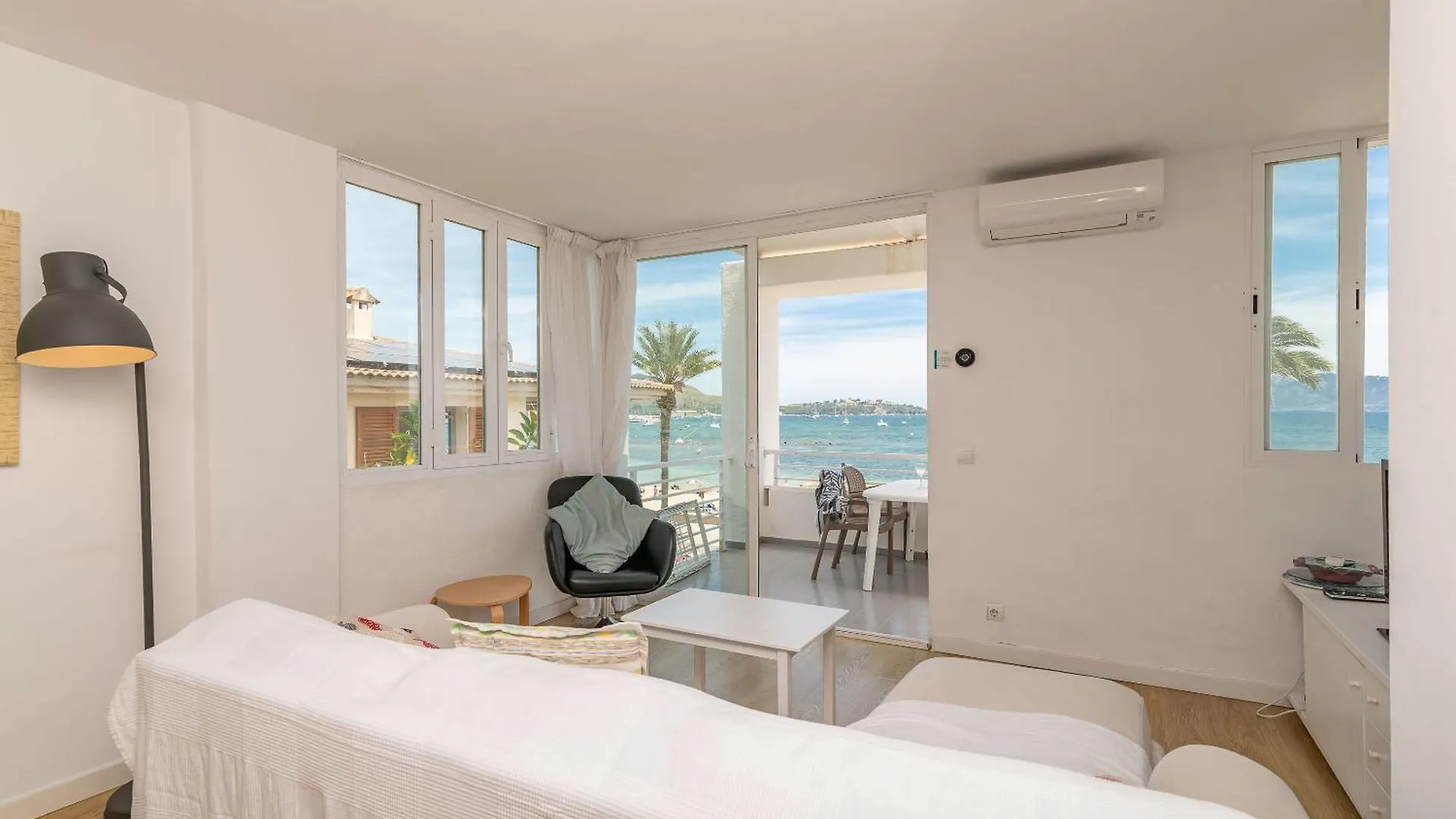 Beachfront Apartment Sivella By Sealand Villas ポルト・ダ・ポリェンサ スペイン