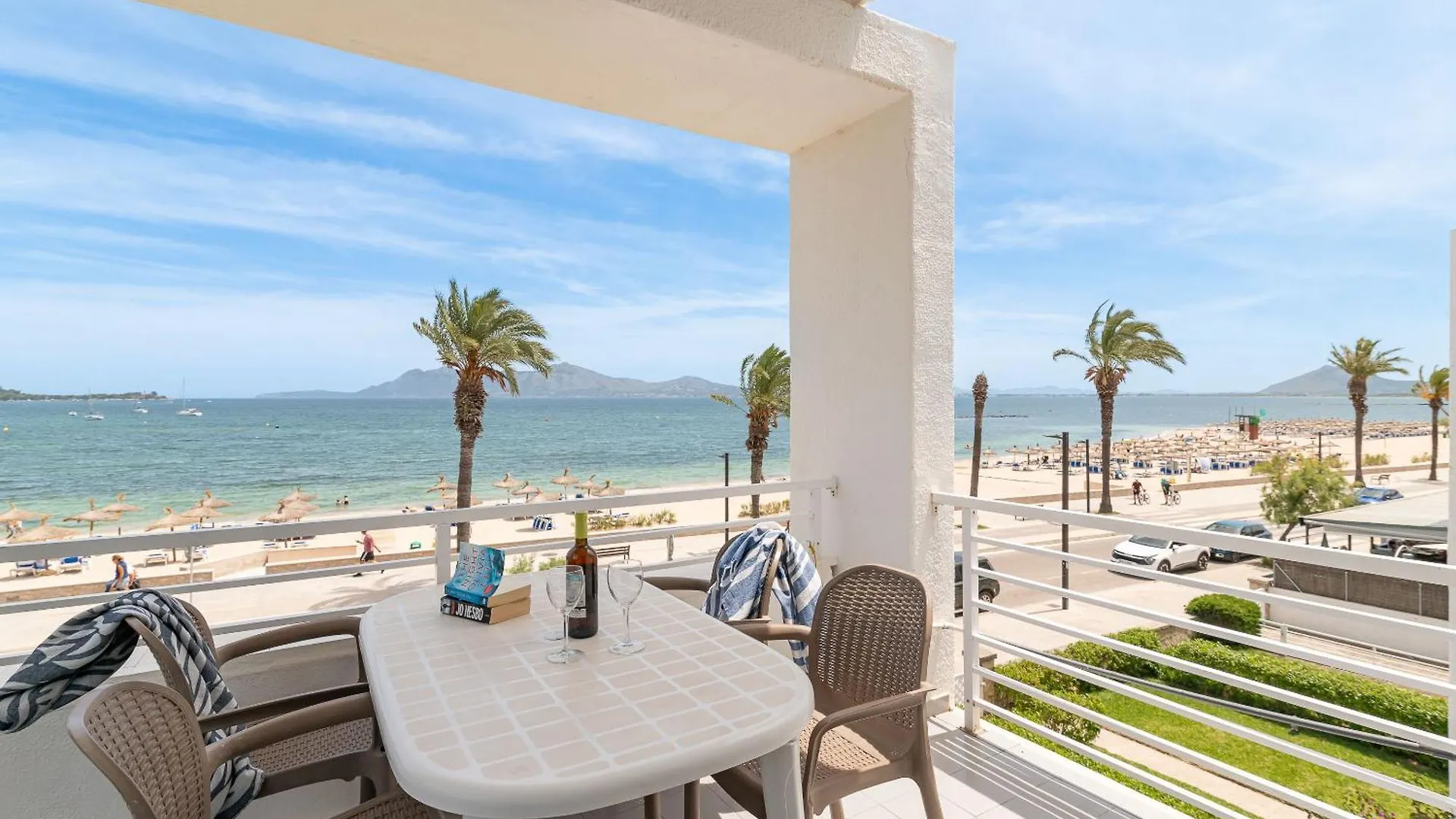 Beachfront Apartment Sivella By Sealand Villas 포엔샤 항구