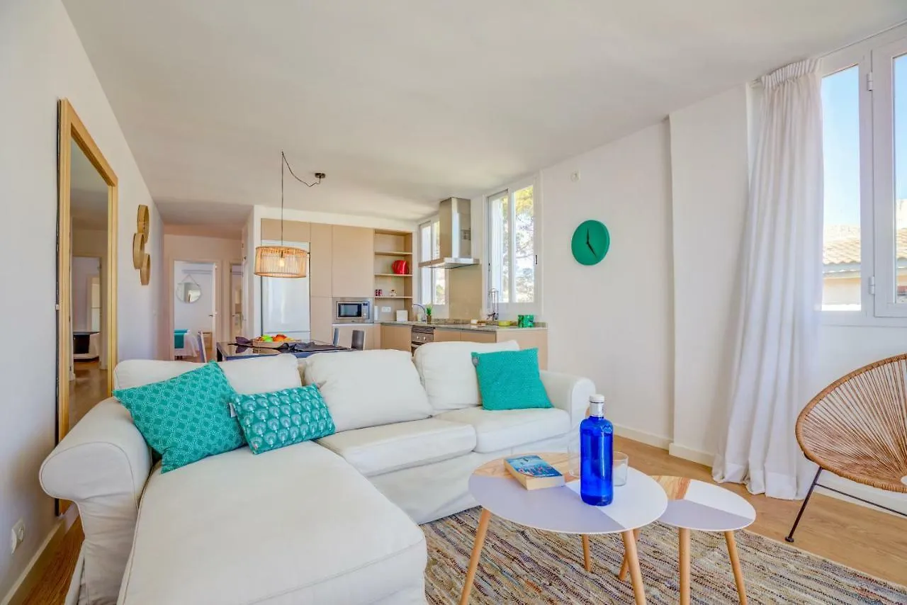 Beachfront Apartment Sivella By Sealand Villas Port de Pollenca